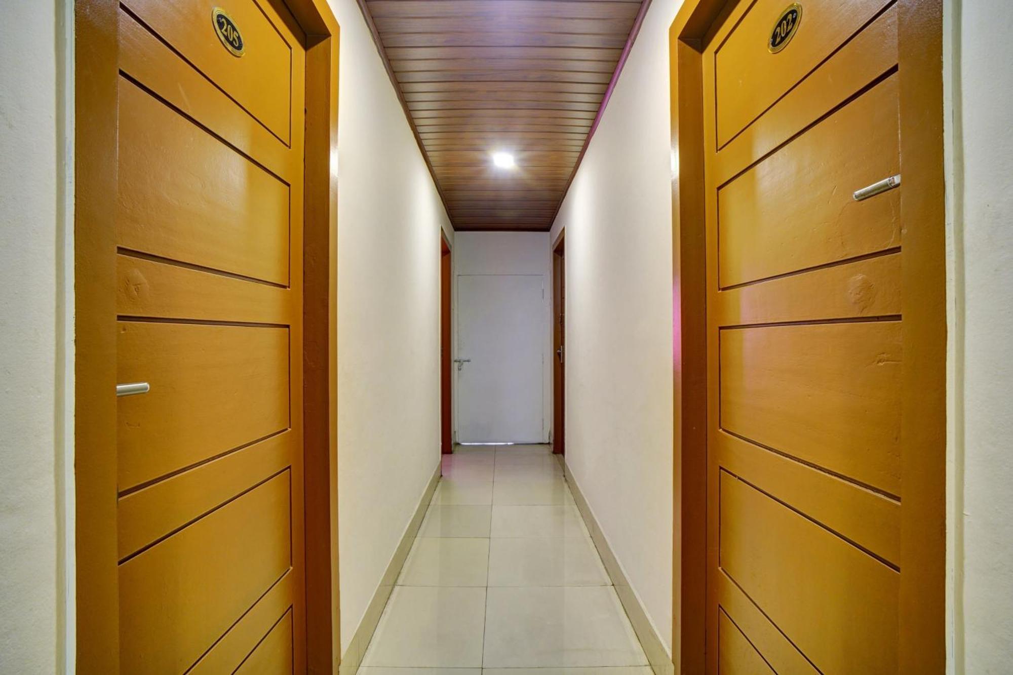 Hotel O Chiyang Hotel 앙가말리 외부 사진